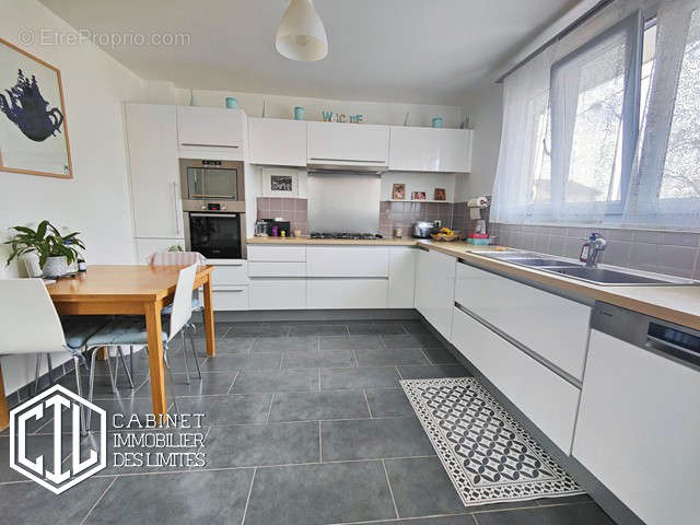 Pavillon F5 à Clichy-sous-Bois - photo 8
