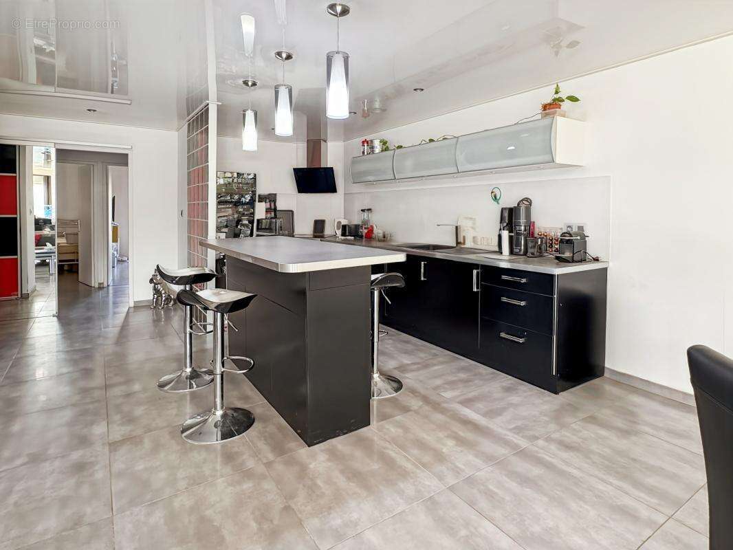 Appartement à MARSEILLE-9E