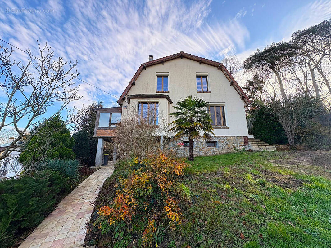 Maison à VILLEBON-SUR-YVETTE