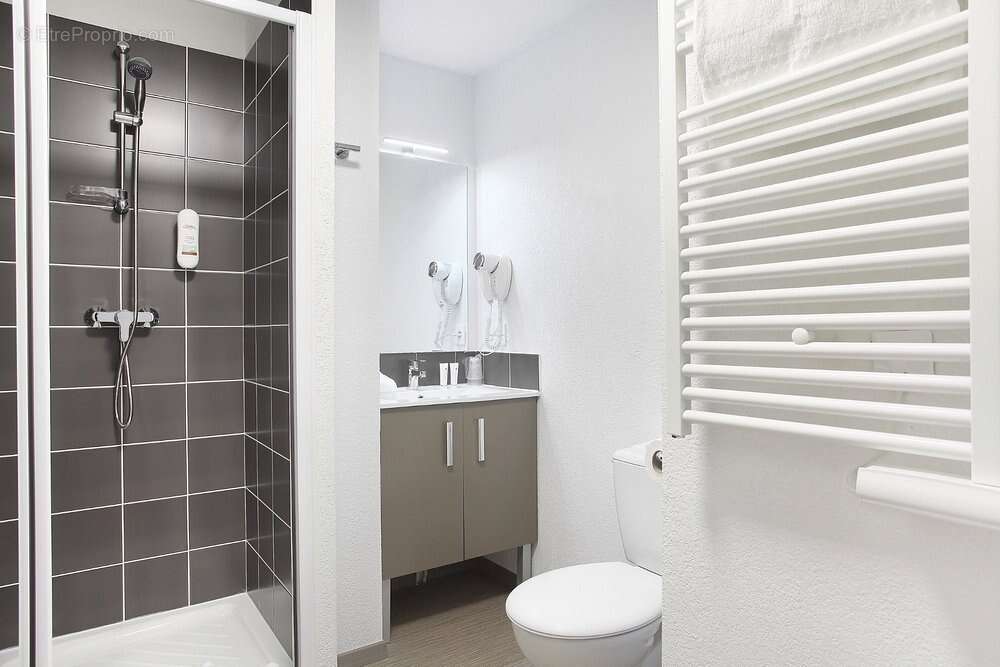 Appartement à MARSEILLE-4E