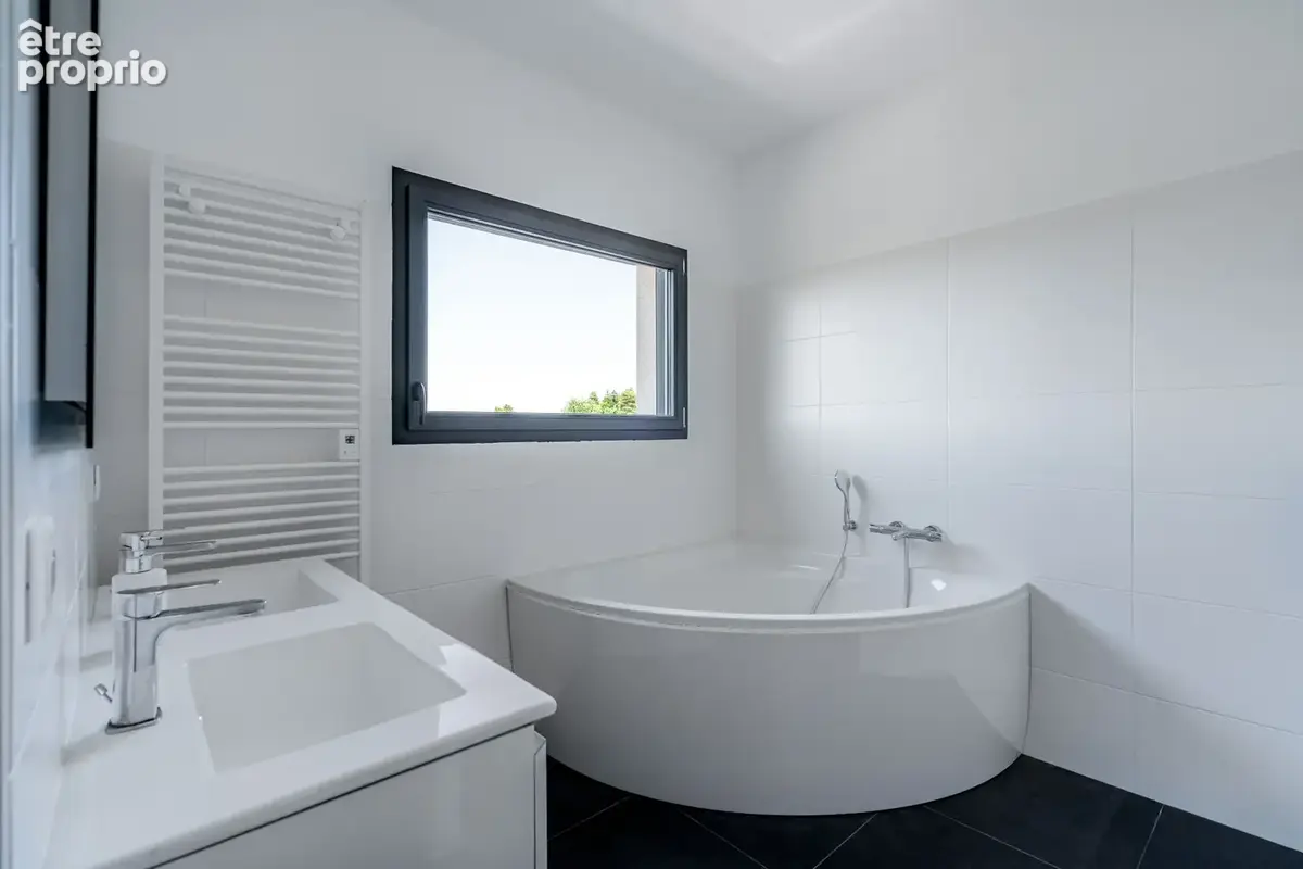 Maison tres recente  - 5 pieces - 181m2 montmerle sur saone - photo 9