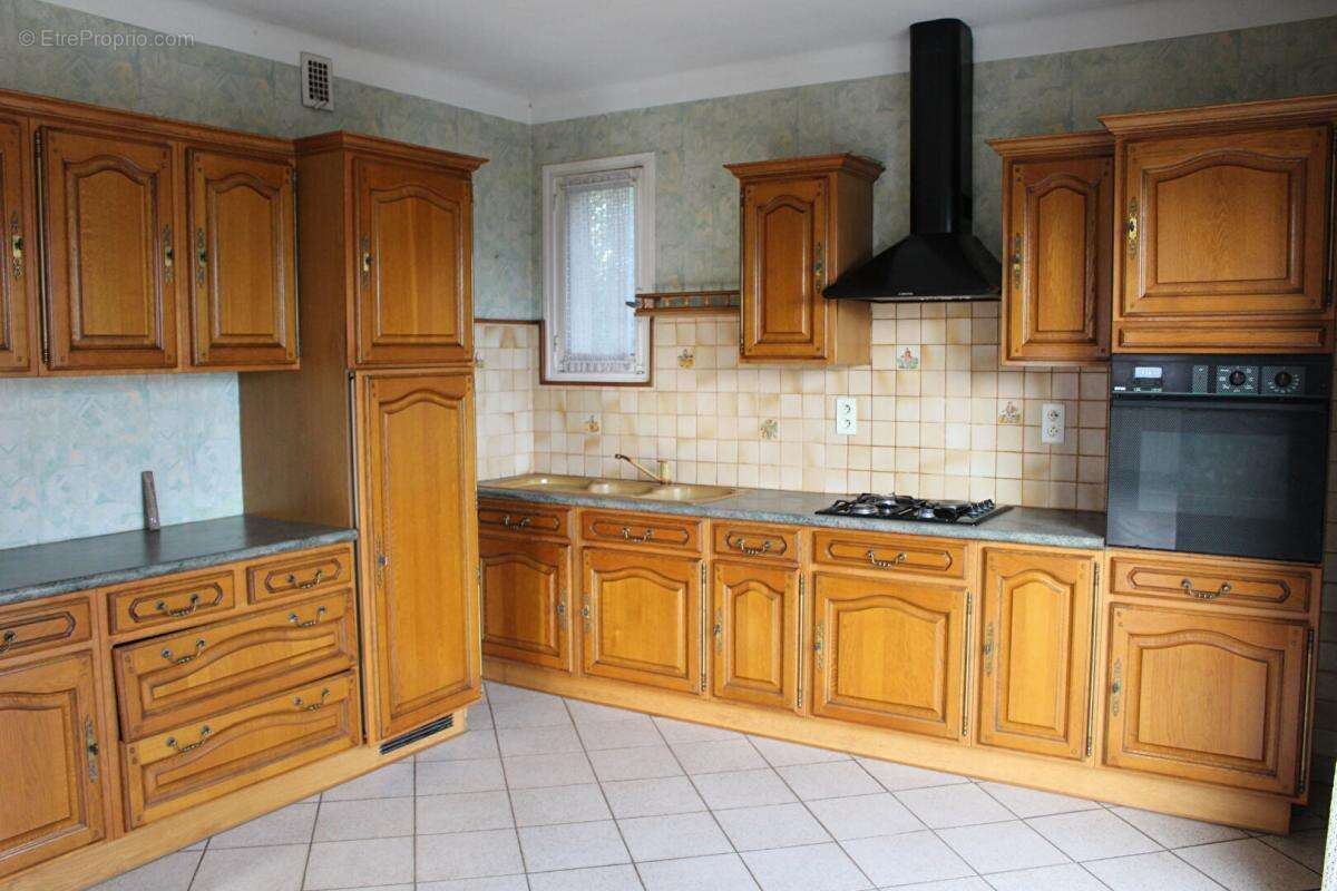 Maison à ROUSSILLON