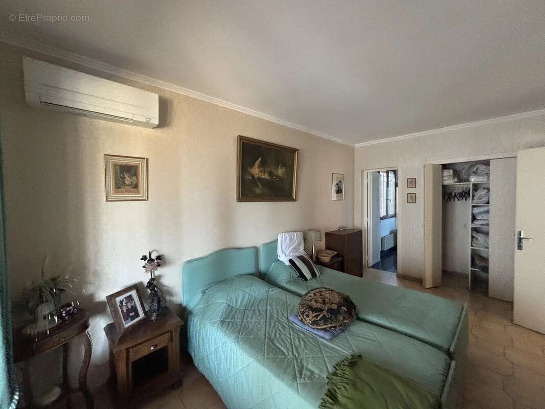 Maison familiale T6 - photo 5