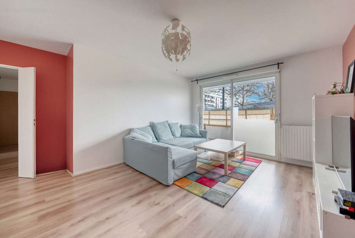 Appartement à SAINT-JACQUES-DE-LA-LANDE