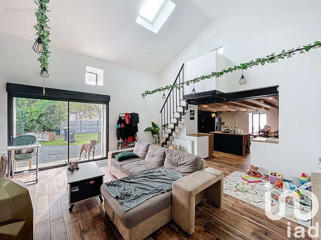 Photo 2 - Maison à MONTREUIL