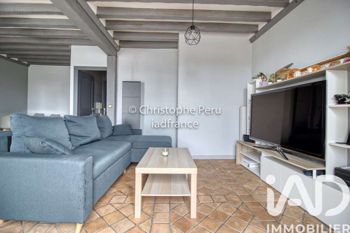 Photo 2 - Appartement à JUZIERS