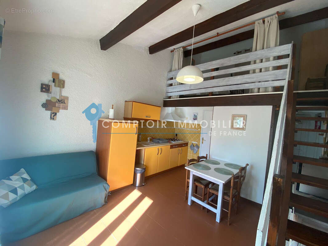 NÎMES- 30- Maison avec gîtes de 409m2  sur terrain de 2870m2 avec piscine - photo 14