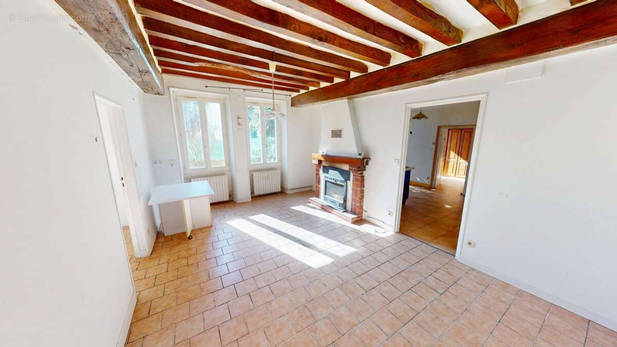 Maison à SURY-ES-BOIS