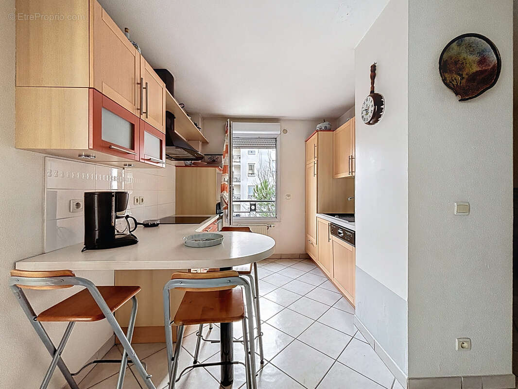 Appartement à TASSIN-LA-DEMI-LUNE