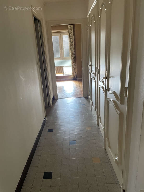 Appartement à SAINT-ETIENNE