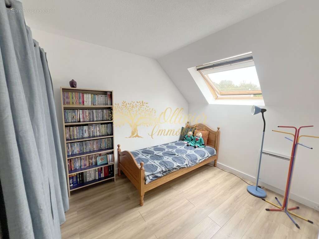 Maison à LA QUEUE-EN-BRIE