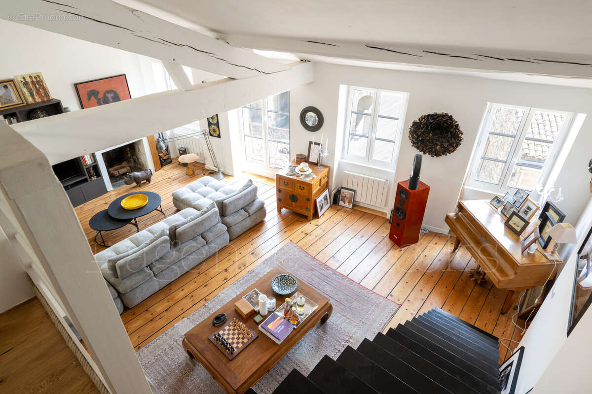 Bordeaux centre historique - magnifique appartement rénové avec belle vue - photo 6