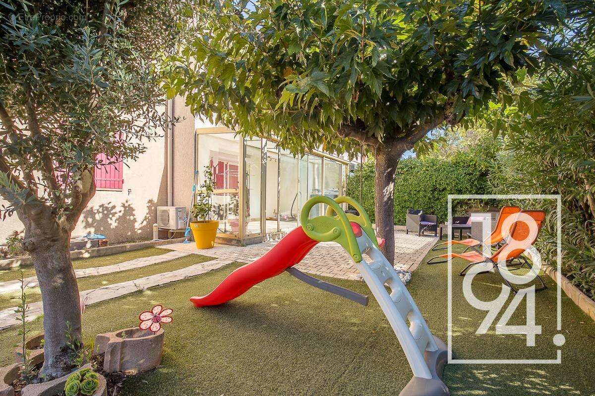 Appartement à SEPTEMES-LES-VALLONS