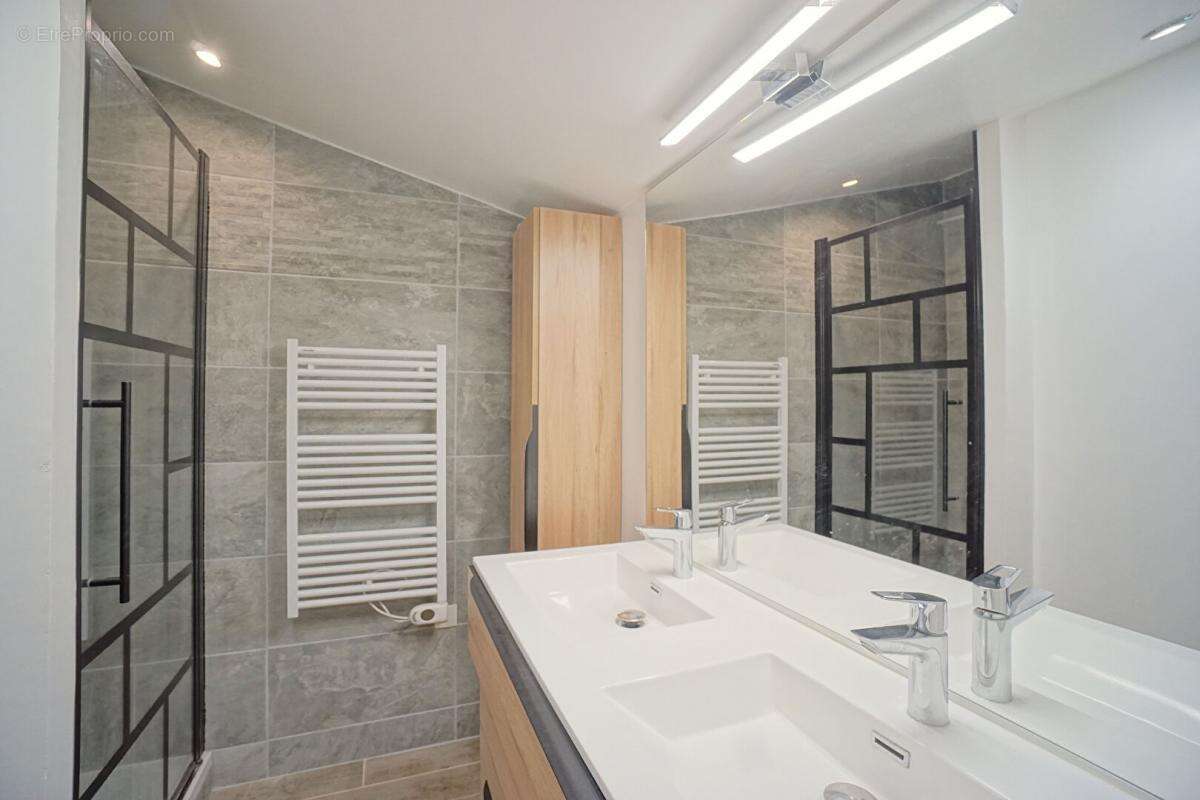 Maison à SOURCIEUX-LES-MINES