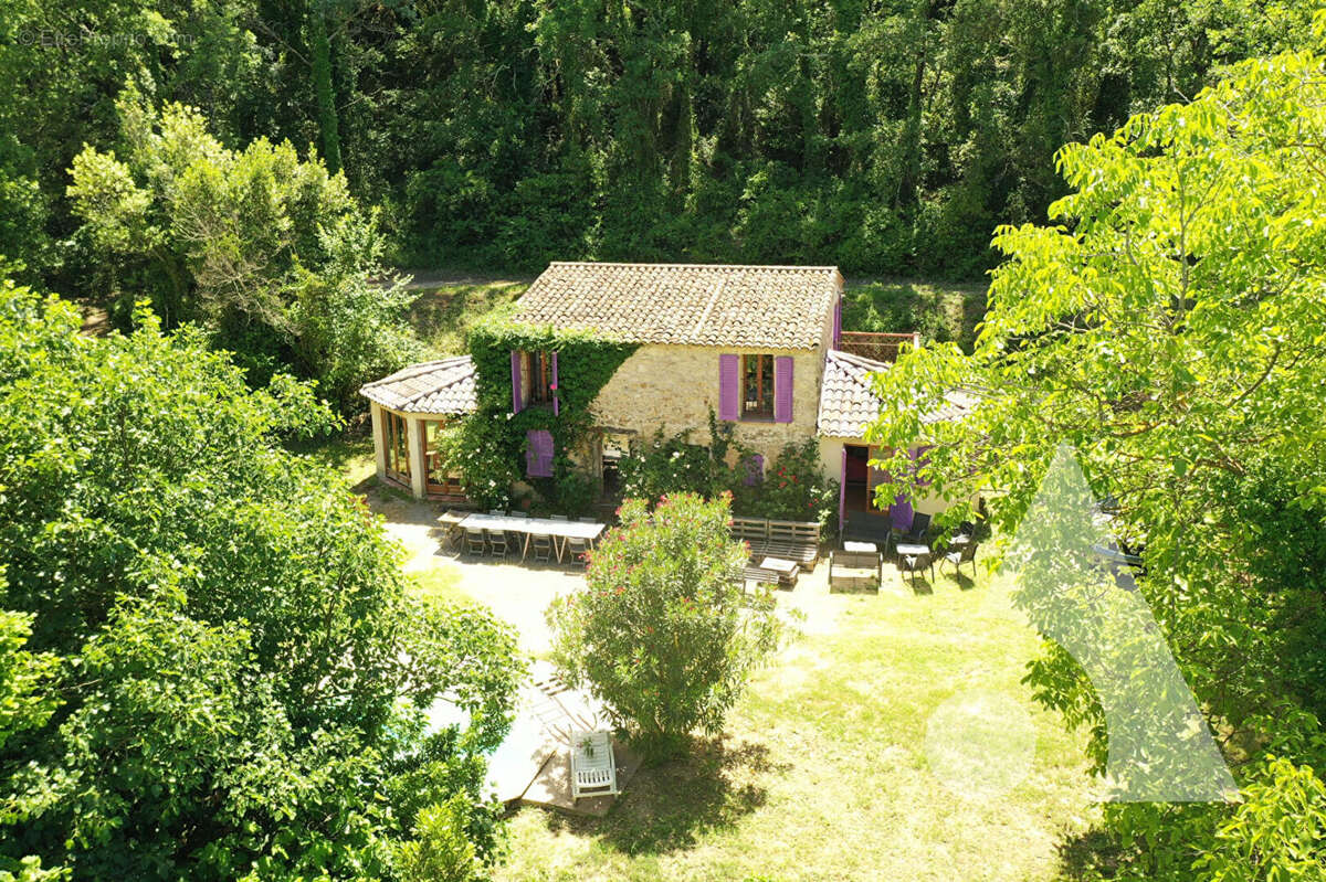 Maison à SALERNES