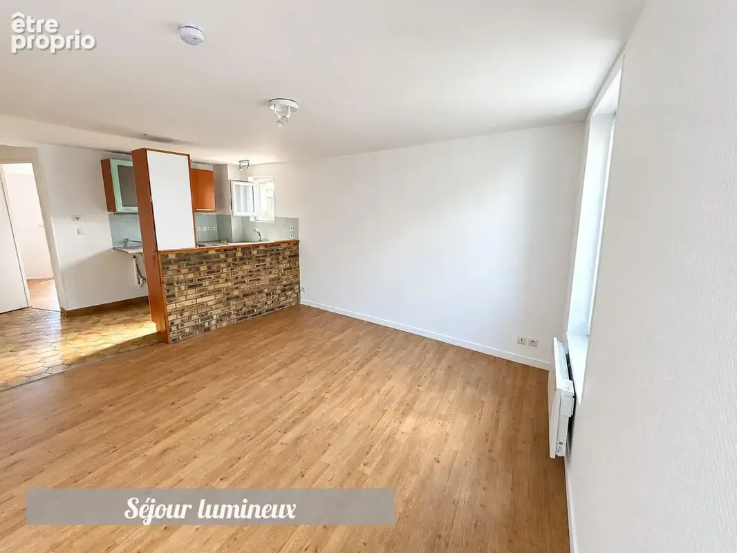 Appartement 2 pièces 34 m² à vendre à Villeneuve-Sous-Dammartin (77230) - photo 2