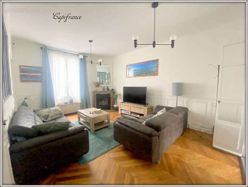 Maison à AULNAY-SOUS-BOIS