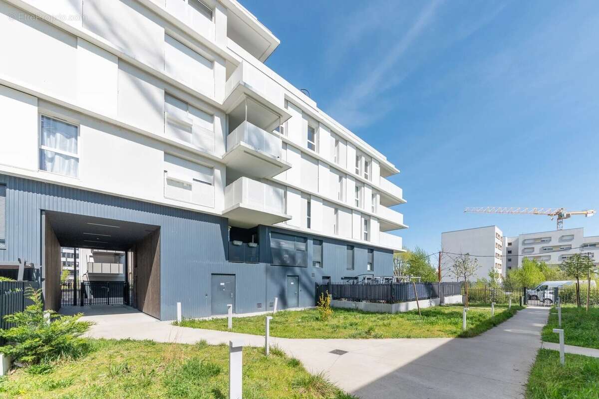 Appartement à VAULX-EN-VELIN