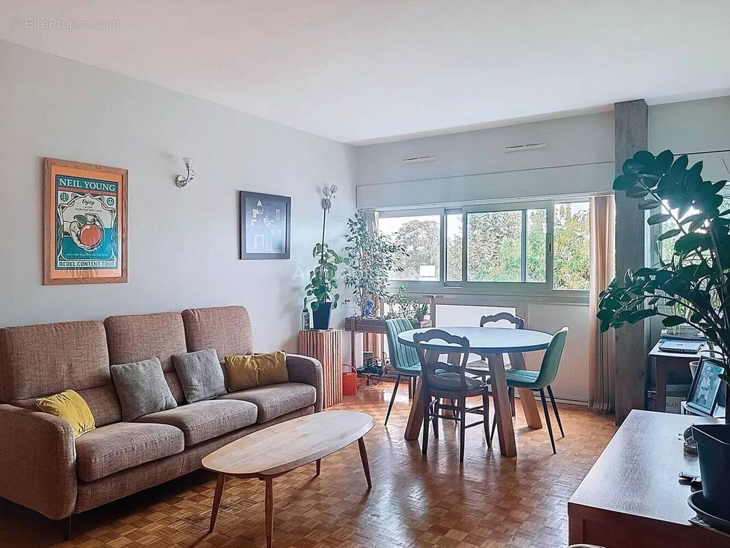 Appartement à LE PERREUX-SUR-MARNE