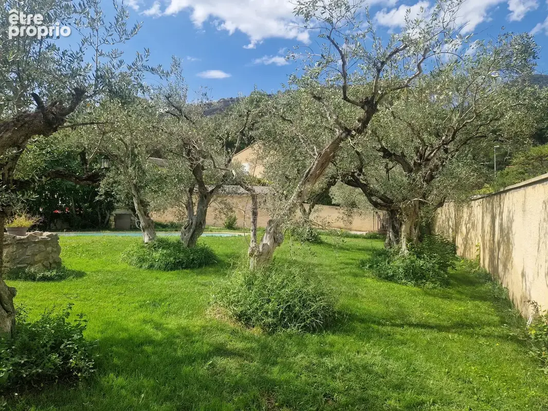 Villa avec piscine hors lotissement - photo 5