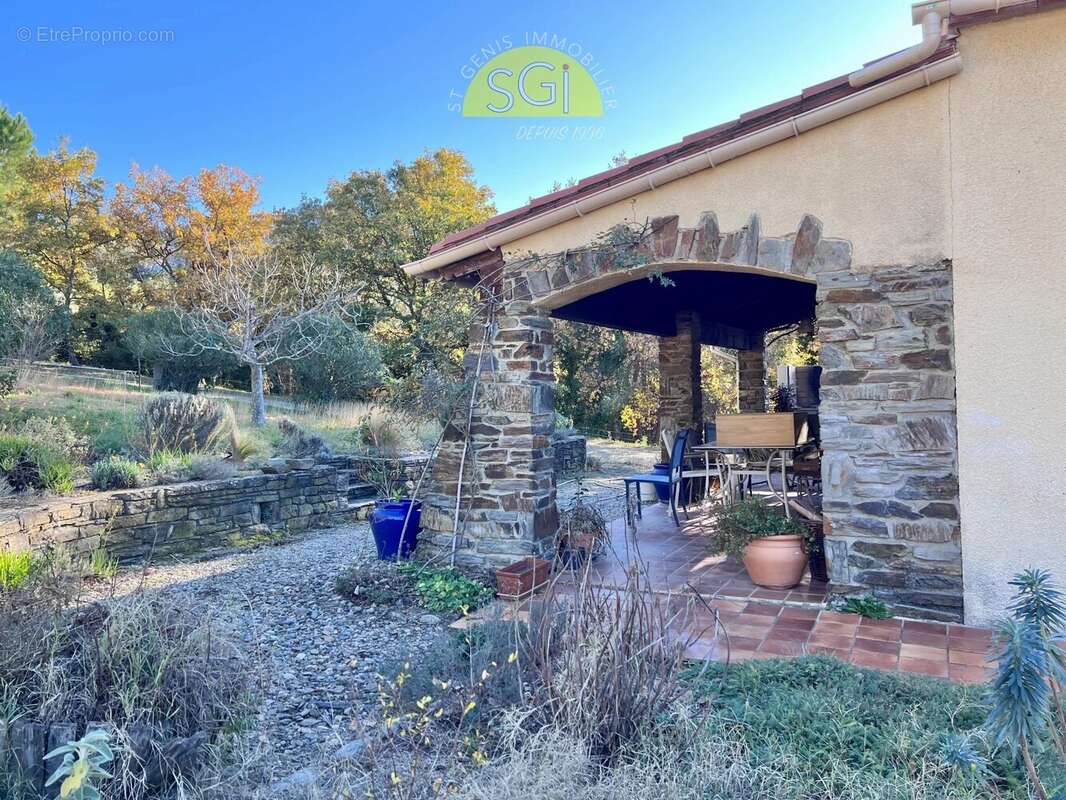 Maison à MONTESQUIEU-DES-ALBERES