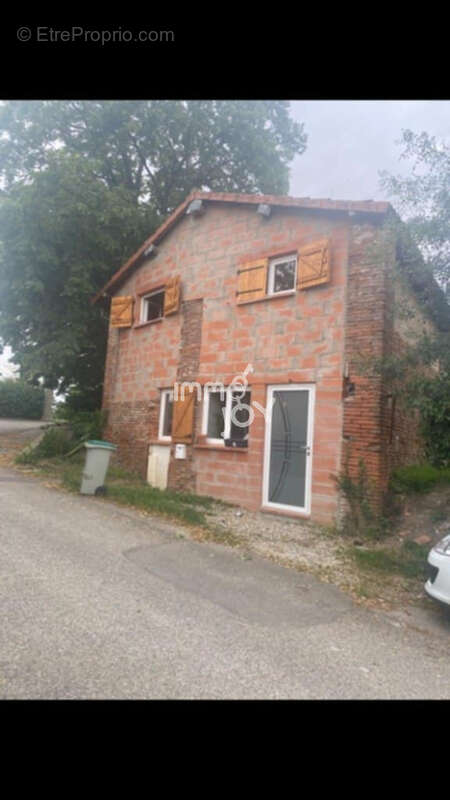 Maison à AURAGNE