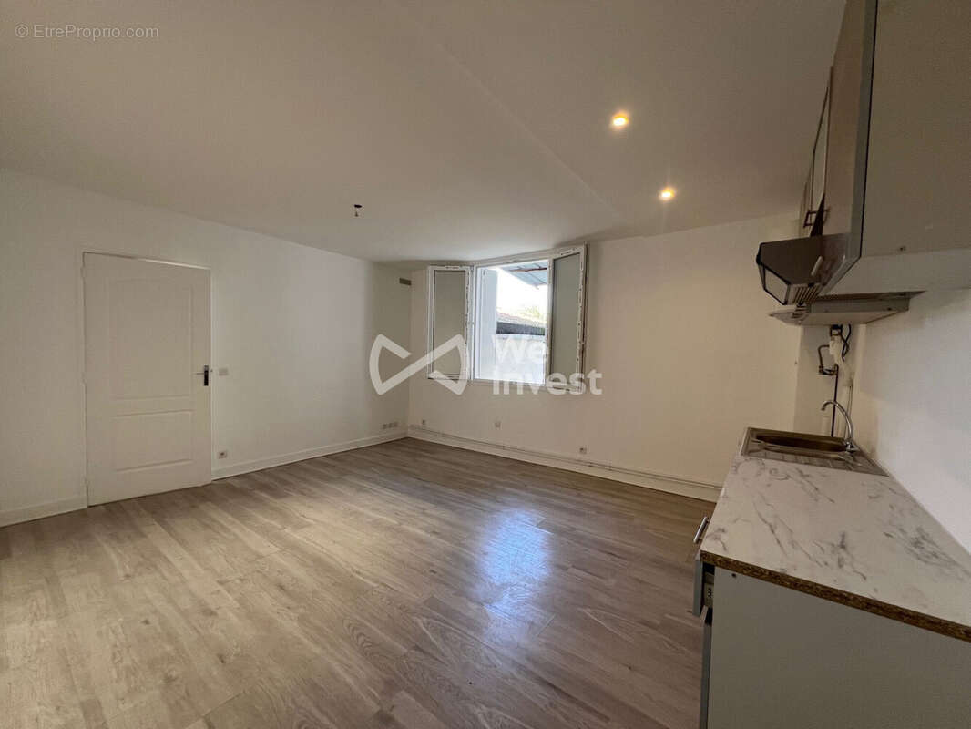 Appartement à IVRY-SUR-SEINE