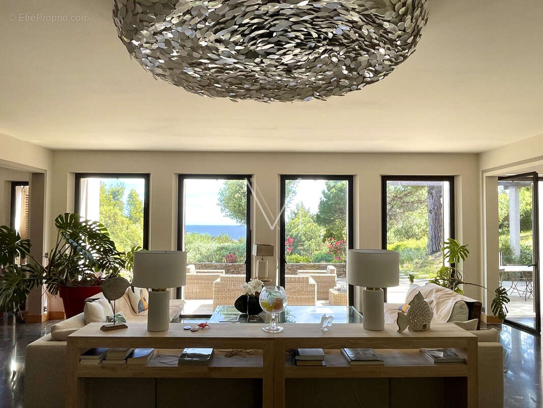 Maison à LA CROIX-VALMER