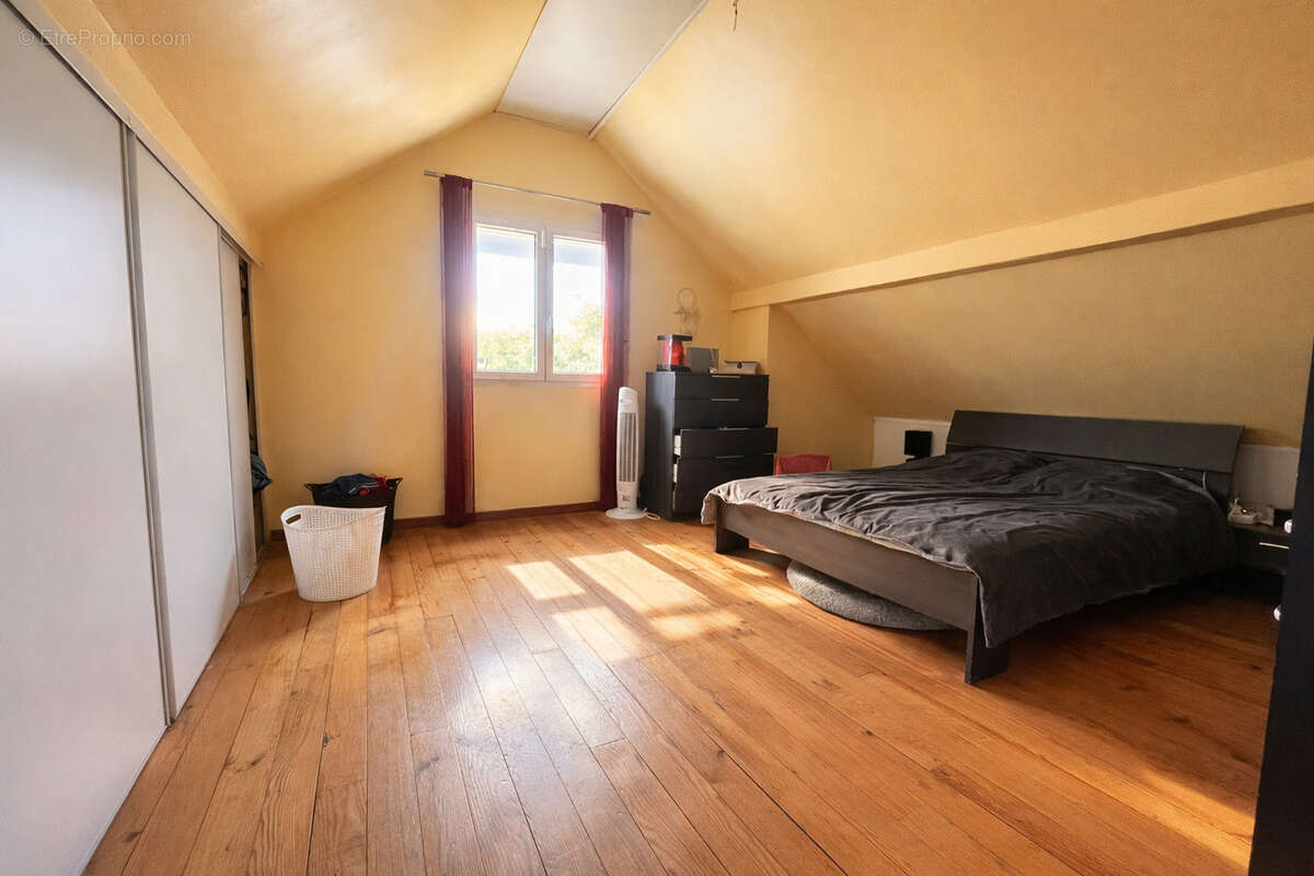 Maison  80m2 sur terrain de 1100m 2 - photo 7