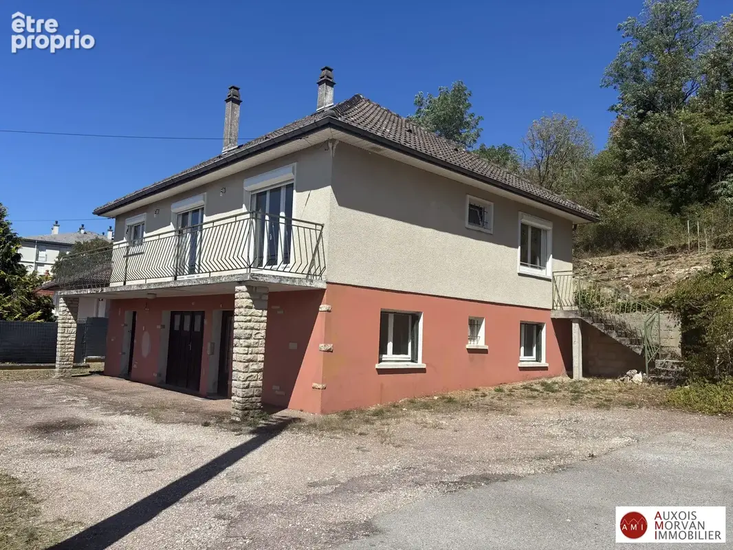 Maison à MONTBARD