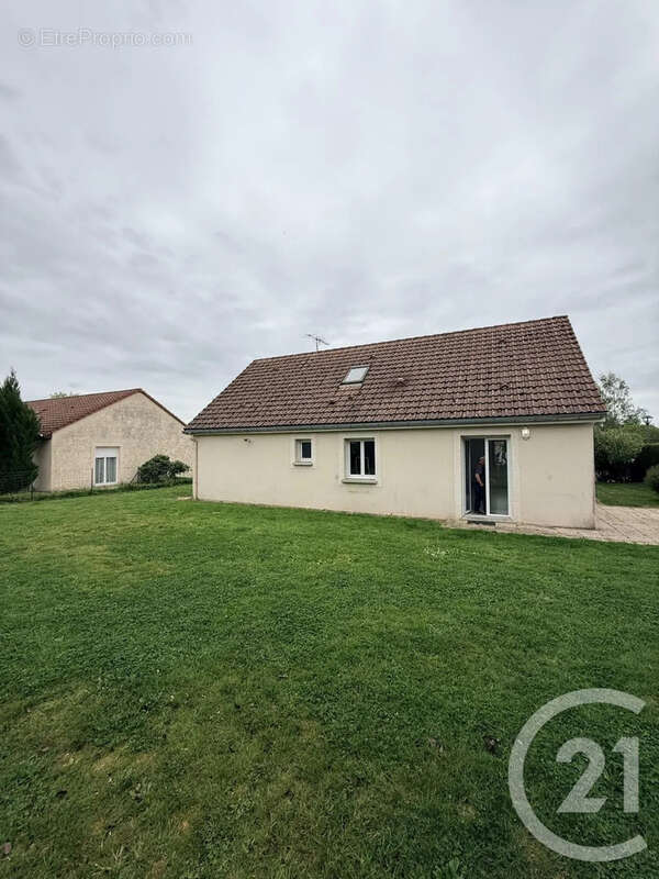 Maison à GOLBEY