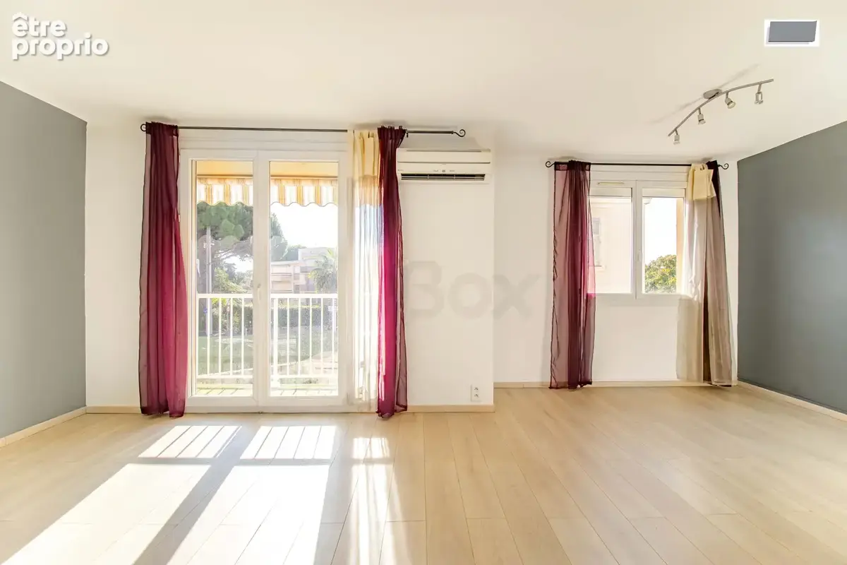 A vendre appartement t3 a hyeres avec terrasse et parking privatif - photo 7