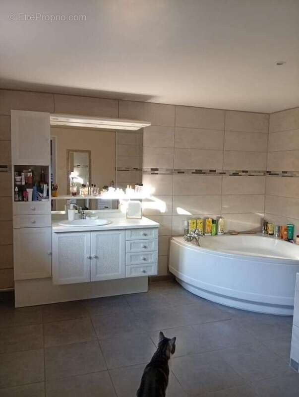 Maison à CAMPHIN-EN-CAREMBAULT