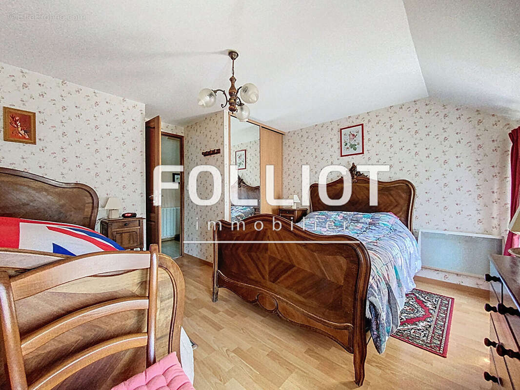 Maison à LA HAYE-D'ECTOT