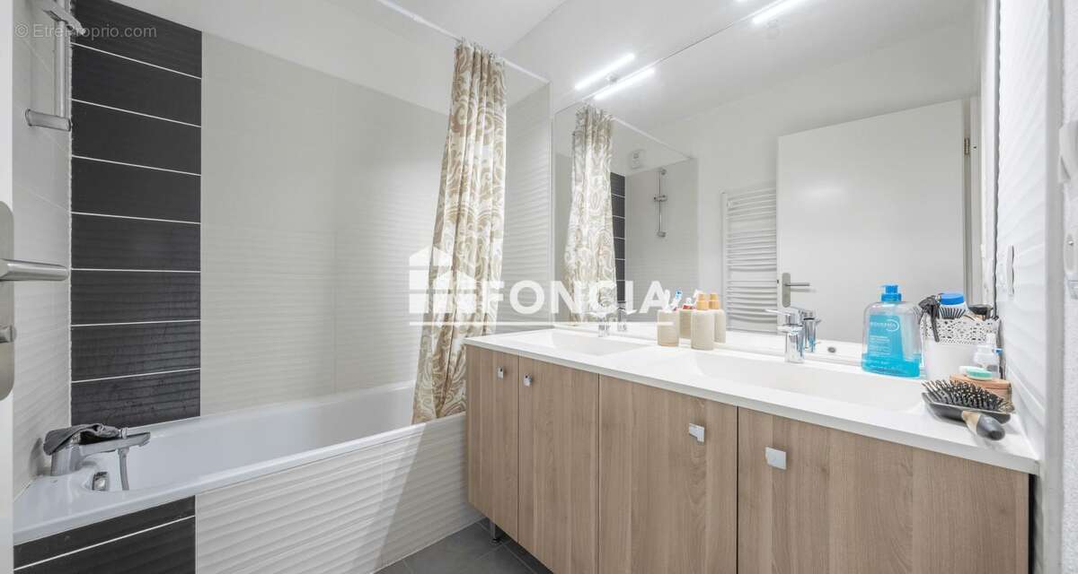 Appartement à ARTIGUES-PRES-BORDEAUX