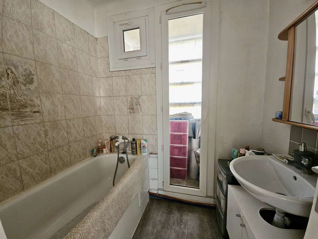 Appartement à MARSEILLE-10E