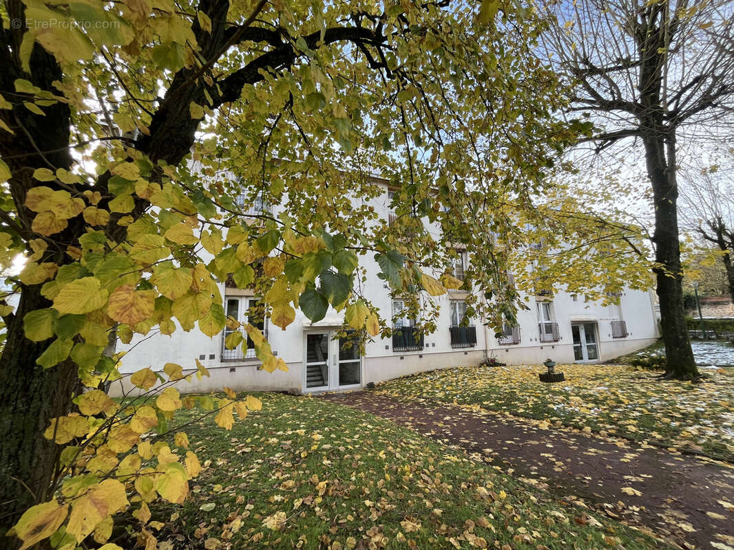 Ezanville - proche commodites - photo 2