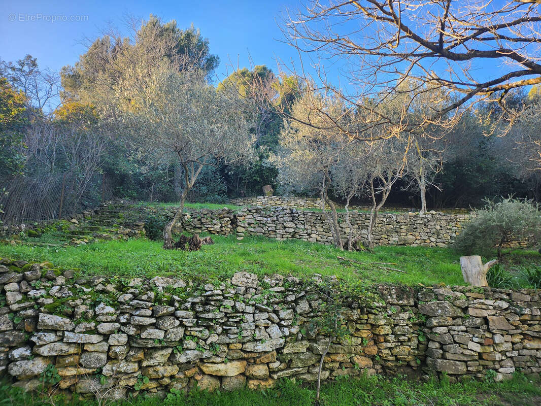 Maison à MONTAREN-ET-SAINT-MEDIERS