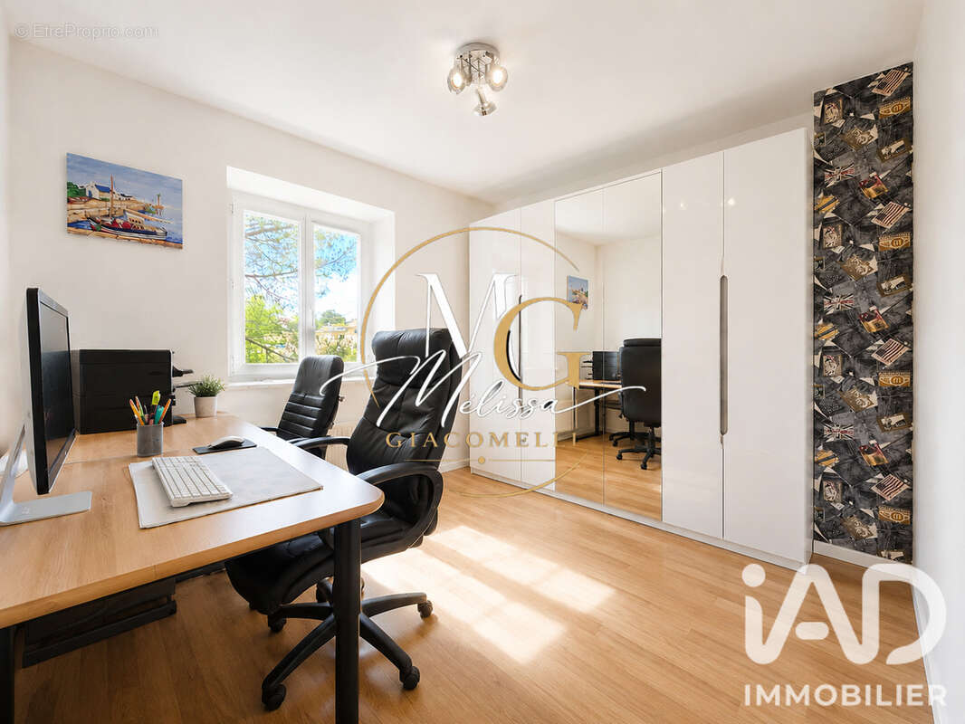 Maison 170 m² à Sauveterre-De-Guyenne  - photo 7