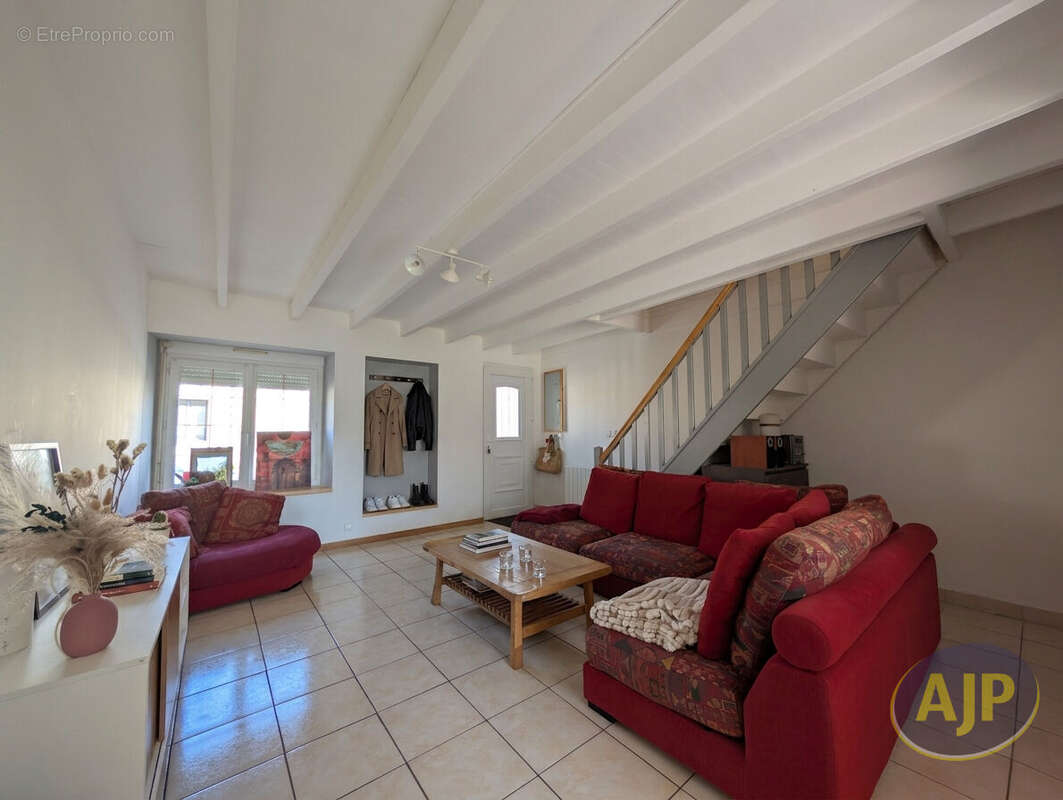 Maison à CORCOUE-SUR-LOGNE