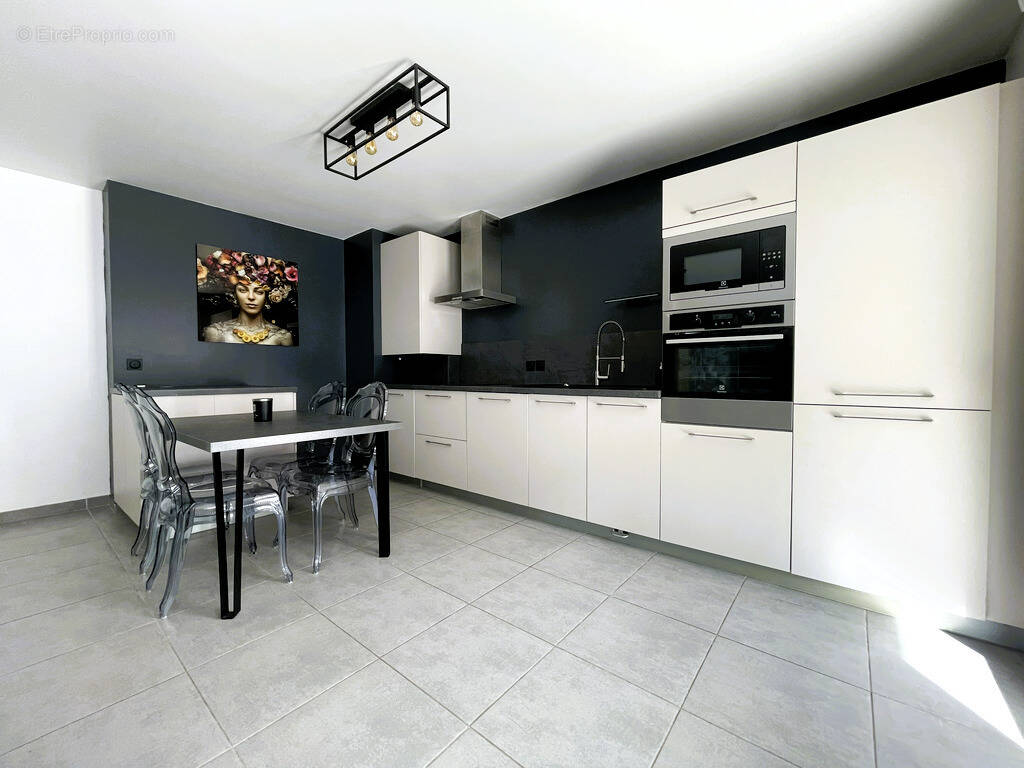 Appartement à VILLARD-BONNOT