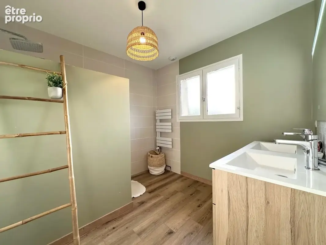 Maison 6 pièces 121 m² à vendre à Attignat (01340) - photo 6