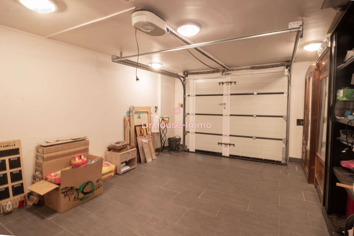 Maison à FEUCHEROLLES