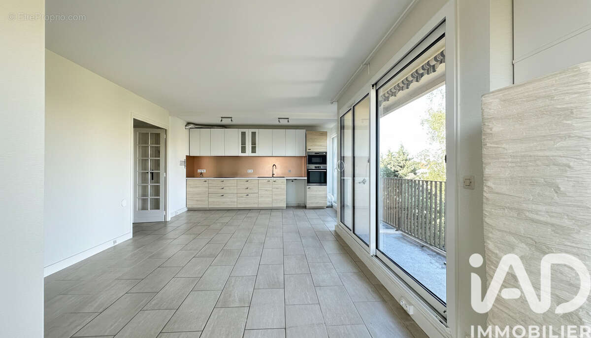 Photo 2 - Appartement à FRESNES