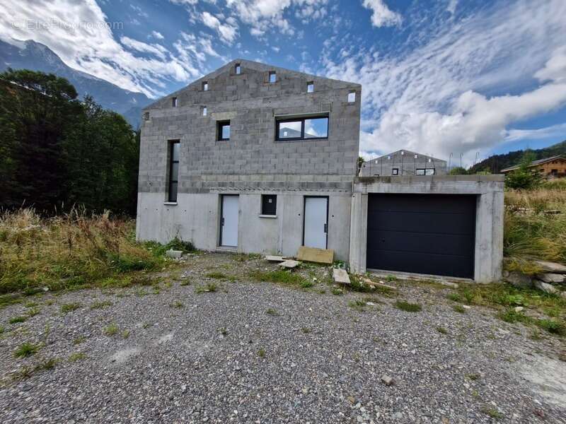 Maison à LES CONTAMINES-MONTJOIE