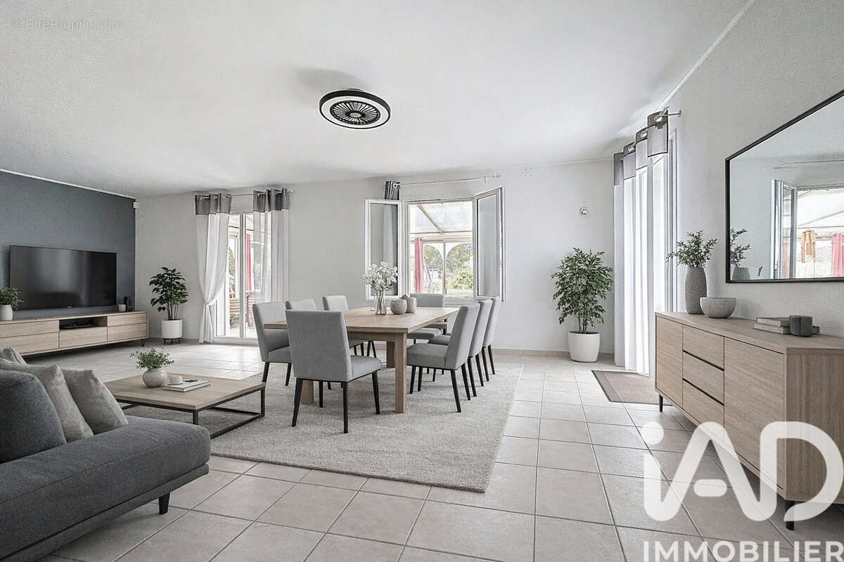 Photo 2 - Maison à CHARRON