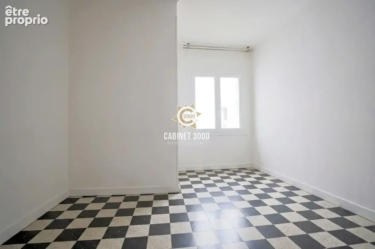 M2323 - TOULON - Le Mourillon - Appartement T5 - Balcon vue mer - Box - photo 7