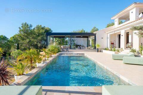 Maison à LA CADIERE-D'AZUR