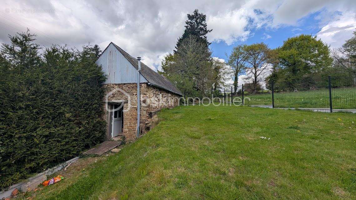 Maison à SAINT-MARS-SUR-LA-FUTAIE