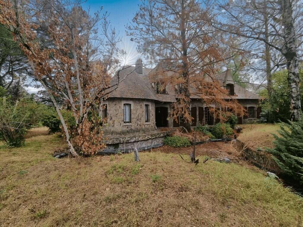 Maison à LABARTHE-SUR-LEZE